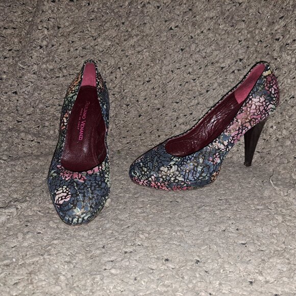GIULIANO VENANZI Italy-Crackled Nubuck Colorful Florals-Platform-Sz 8-Excellent - Picture 1 of 8